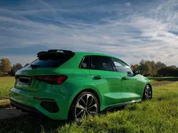 Grün Gebraucht 2021 Audi S3 Sportback Kombi | 36.850 €