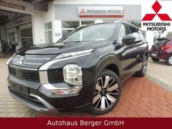 Schwarz Neu 2025 Mitsubishi Outlander P-HEV Top SUV | 53.580 € (Fairer Preis)