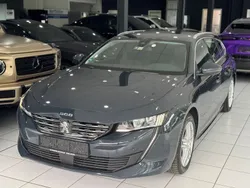Grau Gebraucht 2019 Peugeot 508 Allure Kombi | 13.490 € (Guter Preis)