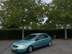 Grün Gebraucht 1999 Honda Civic Kleinwagen | 5.500 €