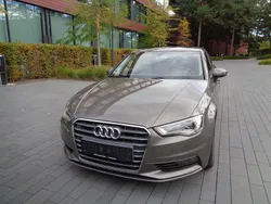 Grau Gebraucht 2016 Audi A3 Sport Limousine | 15.690 € (Fairer Preis)