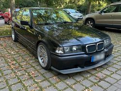 Schwarz Gebraucht 1998 BMW 328 Limousine | 8.000 €