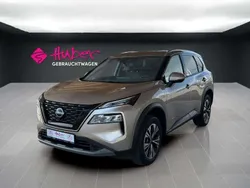 Champagne silver metallic (metallic) Gebraucht 2023 Nissan X-Trail N-Connecta SUV | 35.890 € (Guter Preis)