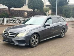 Grau Gebraucht 2014 Mercedes E300 Kombi | 10.500 € (Fairer Preis)