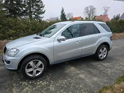 Silber Gebraucht 2007 Mercedes ML320 SUV | 9.999 €