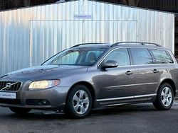 Grau Gebraucht 2009 Volvo V70 Momentum Kombi | 4.990 € (Superpreis)