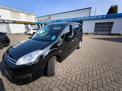 Schwarz Gebraucht 2016 Citroën Berlingo SELECTION Van / Kleinbus | 7.800 € (Fairer Preis)