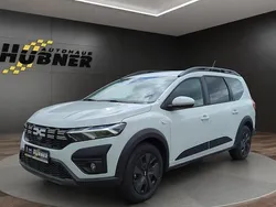 Weiß Gebraucht 2024 Dacia Sandero Expression Kleinwagen | 17.900 € (Guter Preis)