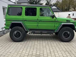 Grün Gebraucht 2002 Mercedes G500 SUV | 98.000 €