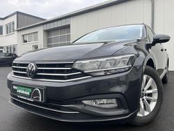 Grau Gebraucht 2022 VW Passat Active Kombi | 17.860 € (Fairer Preis)