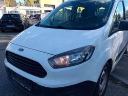 Weiß Gebraucht 2015 Ford Tourneo Connect Trend Van / Kleinbus | 5.500 € (Guter Preis)