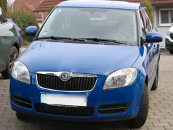 Blau Gebraucht 2009 Skoda Fabia Cool Edition Kleinwagen | 3.000 € (Fairer Preis)