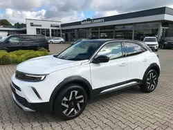 Weiß Gebraucht 2021 Opel Mokka Elegance SUV | 20.490 € (Fairer Preis)
