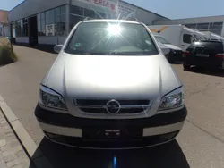 Silber Gebraucht 2004 Opel Zafira Njoy Van / Kleinbus | 699 € (Superpreis)