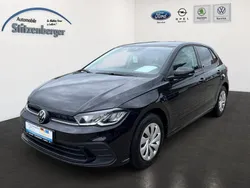 Deep black perleffekt Gebraucht 2024 VW Polo Life Limousine | 20.990 € (Fairer Preis)