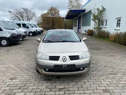 Gold Gebraucht 2004 Renault Mégane Cabriolet Privilege Cabrio | 3.200 € (Fairer Preis)