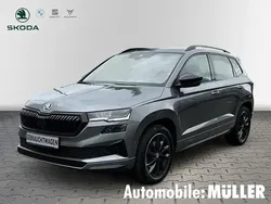 Grau Gebraucht 2022 Skoda Karoq SportLine SUV | 33.900 € (Fairer Preis)