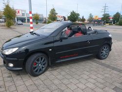 Schwarz Gebraucht 2004 Peugeot 206 CC Platinum Cabrio | 1.699 € (Fairer Preis)
