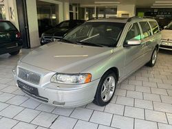 Grau Gebraucht 2006 Volvo V70 Kinetic Kombi | 5.999 €