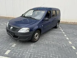 Blau Gebraucht 2009 Dacia Logan Basis Limousine | 1.650 € (Fairer Preis)
