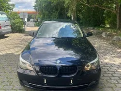 Blau Gebraucht 2009 BMW 525 Limousine | 11.900 €
