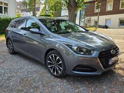 Grau Gebraucht 2017 Hyundai i40 Kombi | 11.300 € (Fairer Preis)