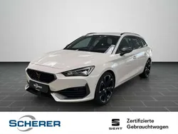 Weiß Gebraucht 2022 Seat Leon Style Kombi | 20.990 € (Guter Preis)