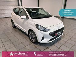 Weiß Gebraucht 2024 Hyundai i10 Trend Kleinwagen | 15.590 € (Fairer Preis)