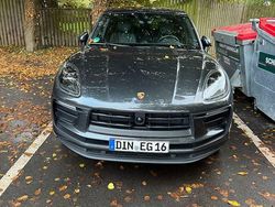 Grau Gebraucht 2022 Porsche Macan SUV | 56.300 € (Superpreis)