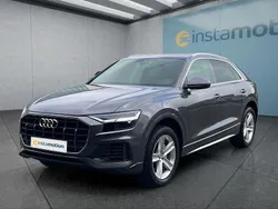 Grau Gebraucht 2019 Audi Q8 SUV | 52.299 € (Guter Preis)