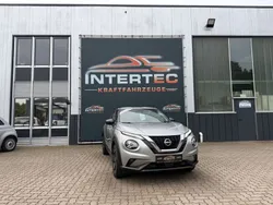 Grau Gebraucht 2024 Nissan Juke Acenta SUV | 21.499 € (Fairer Preis)