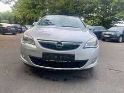 Silber Gebraucht 2012 Opel Astra Edition Kombi | 1.099 € (Fairer Preis)