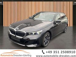 Grau grau (metallic) Gebraucht 2024 BMW 520 M Sport Kombi | 48.980 € (Fairer Preis)