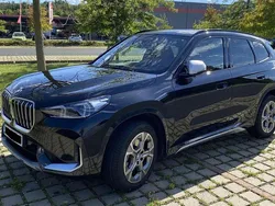Schwarz Gebraucht 2023 BMW X1 xLine SUV | 45.800 € (Fairer Preis)