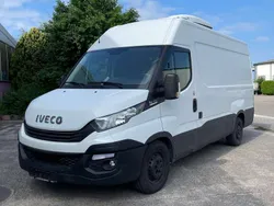 White ic 194 Gebraucht 2018 Iveco Daily Van / Kleinbus | 11.999 € (Superpreis)