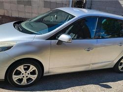 Silber Gebraucht 2010 Renault Scénic III Van / Kleinbus | 3.500 €