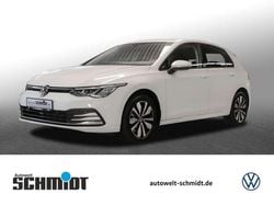 Pure white Gebraucht 2024 VW Golf VIII Move Limousine | 22.000 € (Guter Preis)