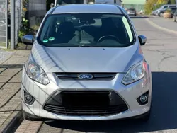 Grau Gebraucht 2015 Ford Grand C-Max Trend Van / Kleinbus | 4.450 € (Guter Preis)