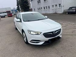 Weiß Gebraucht 2020 Opel Insignia Business Edition Limousine | 9.900 €