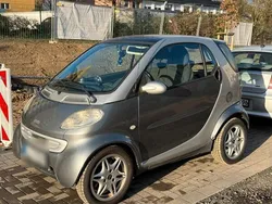 Grau Gebraucht 2001 Smart ForTwo Coupé Kleinwagen | 2.190 € (Fairer Preis)