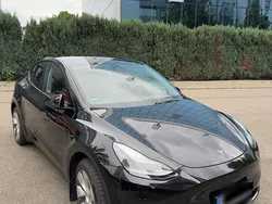 Schwarz Gebraucht 2023 Tesla Model Y Long Range AWD SUV | 43.000 € (Teuer)