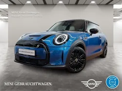 Blau Gebraucht 2022 Mini Cooper SE Kleinwagen | 21.480 € (Etwas zu teuer)