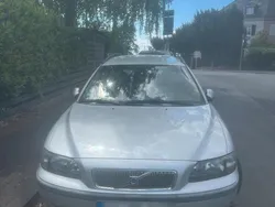 Silber Gebraucht 2004 Volvo V70 Kombi | 2.900 € (Fairer Preis)