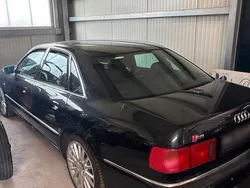 Schwarz Gebraucht 2000 Audi S8 Limousine | 20.500 €