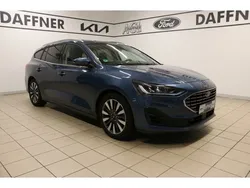 Blau Gebraucht 2023 Ford Focus Titanium X Kombi | 22.790 € (Guter Preis)
