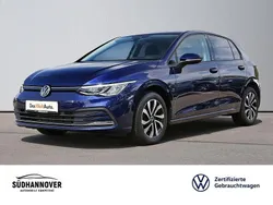 Blau Gebraucht 2022 VW Golf VIII Active Limousine | 20.985 € (Guter Preis)