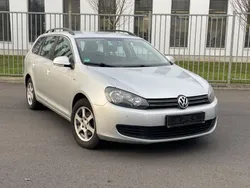 Silber Gebraucht 2011 VW Golf VI Comfortline Kombi | 2.700 € (Fairer Preis)