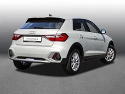 Grau Gebraucht 2023 Audi A1 Basis Kleinwagen | 24.148 € (Fairer Preis)