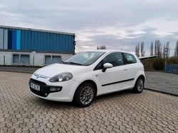 Weiß Gebraucht 2011 Fiat Punto Evo Kleinwagen | 2.599 € (Fairer Preis)