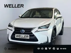 Weiss Gebraucht 2015 Lexus NX300h E-FOUR Luxury Line SUV | 26.380 € (Fairer Preis)